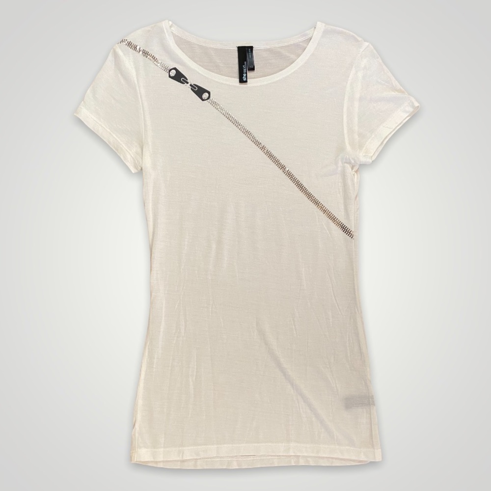 Never worn brand new She said white zipper top ♡